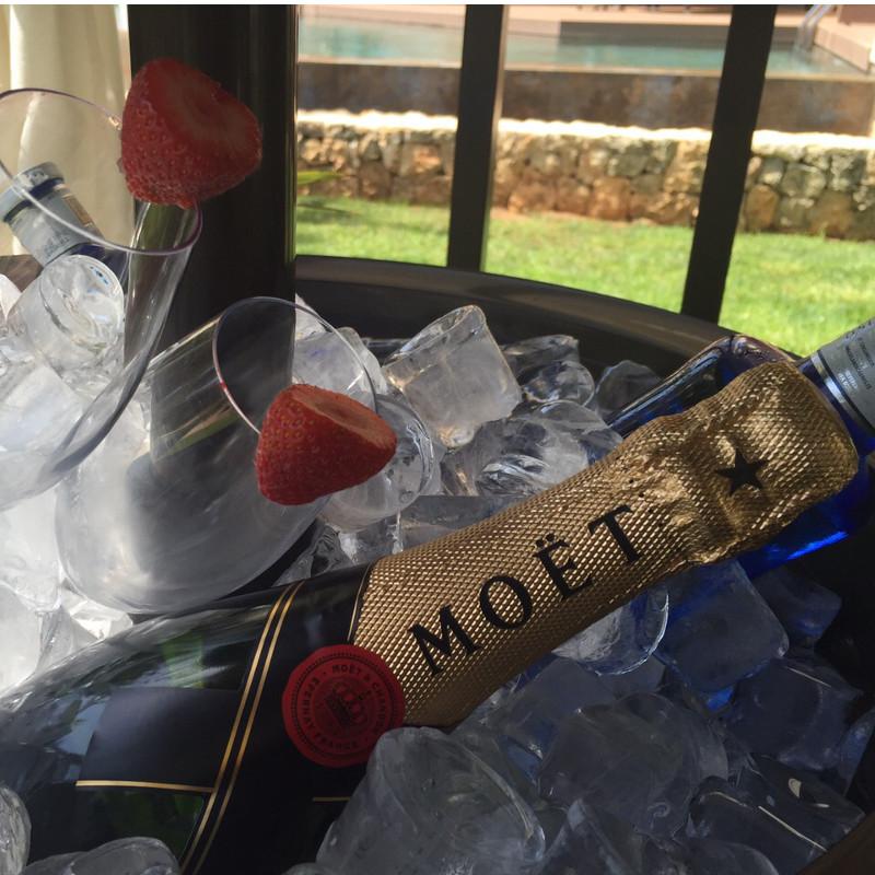exquisitos-servicios-a-tu-alcance-protur-biomar-gran-hotel exquisitos-servicios-a-tu-alcance-protur-biomar-gran-hotel